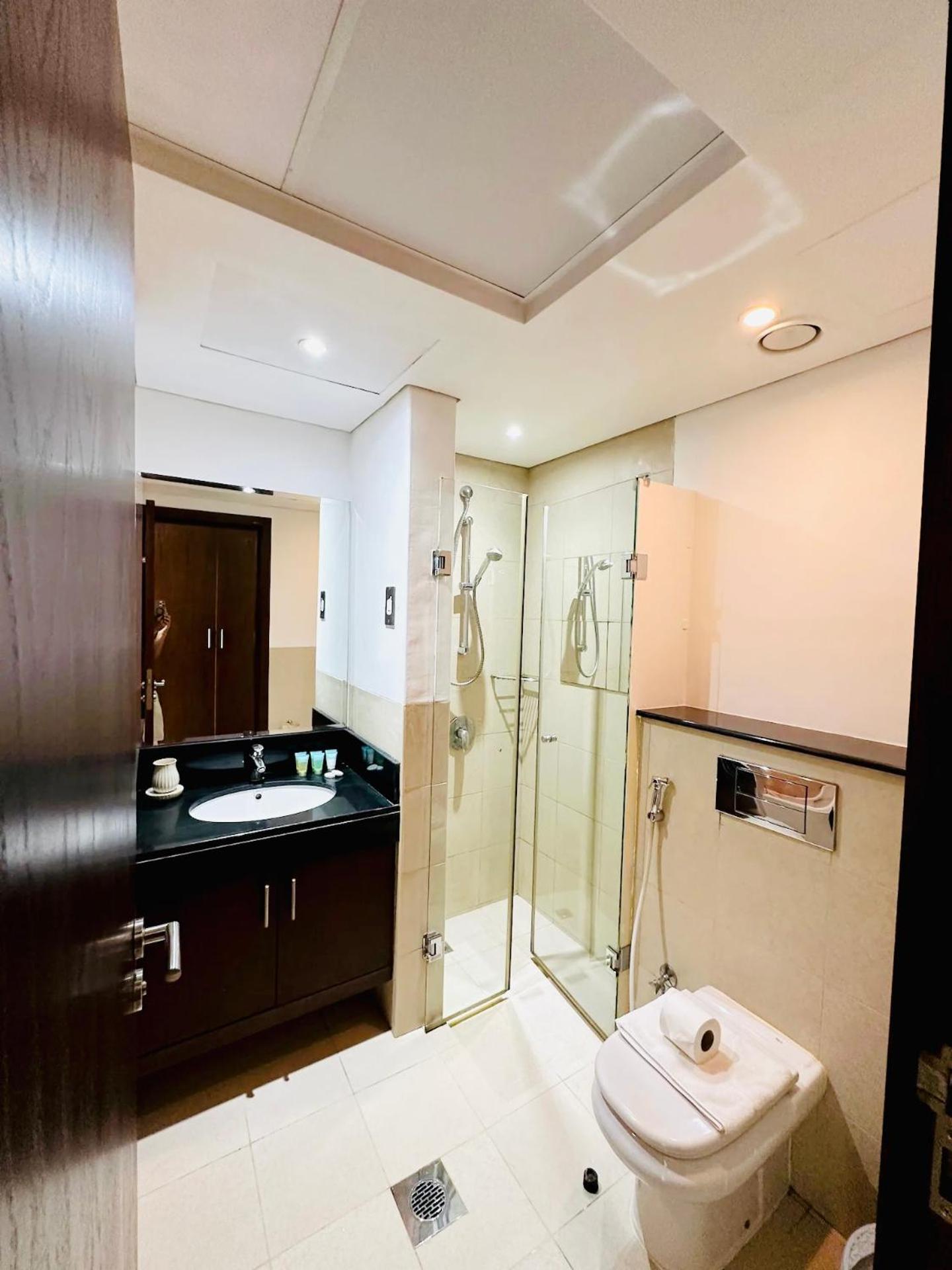 Appartamento Spacious 2 Bedroom Downtown Dubai